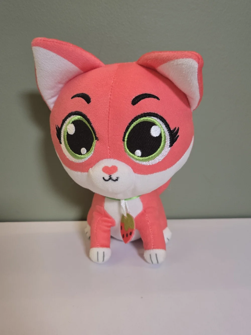 Strawberry Shortcake Berry in the Big City Custard Cat Plush 7